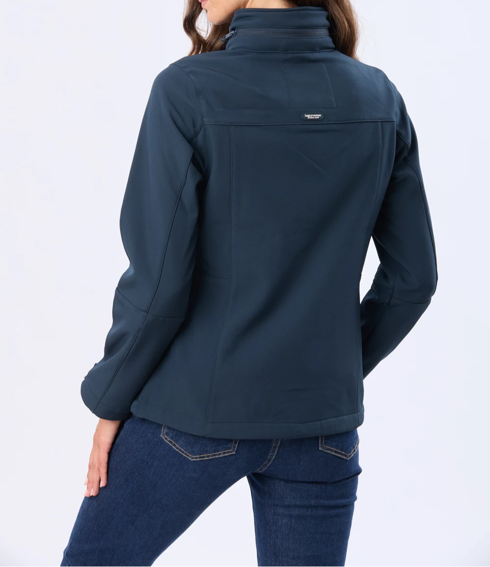 Campera de neopreno con capucha