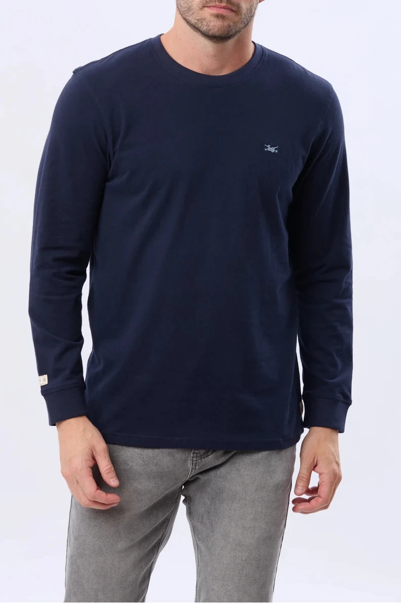 REMERA LEGACY ALGODÓN