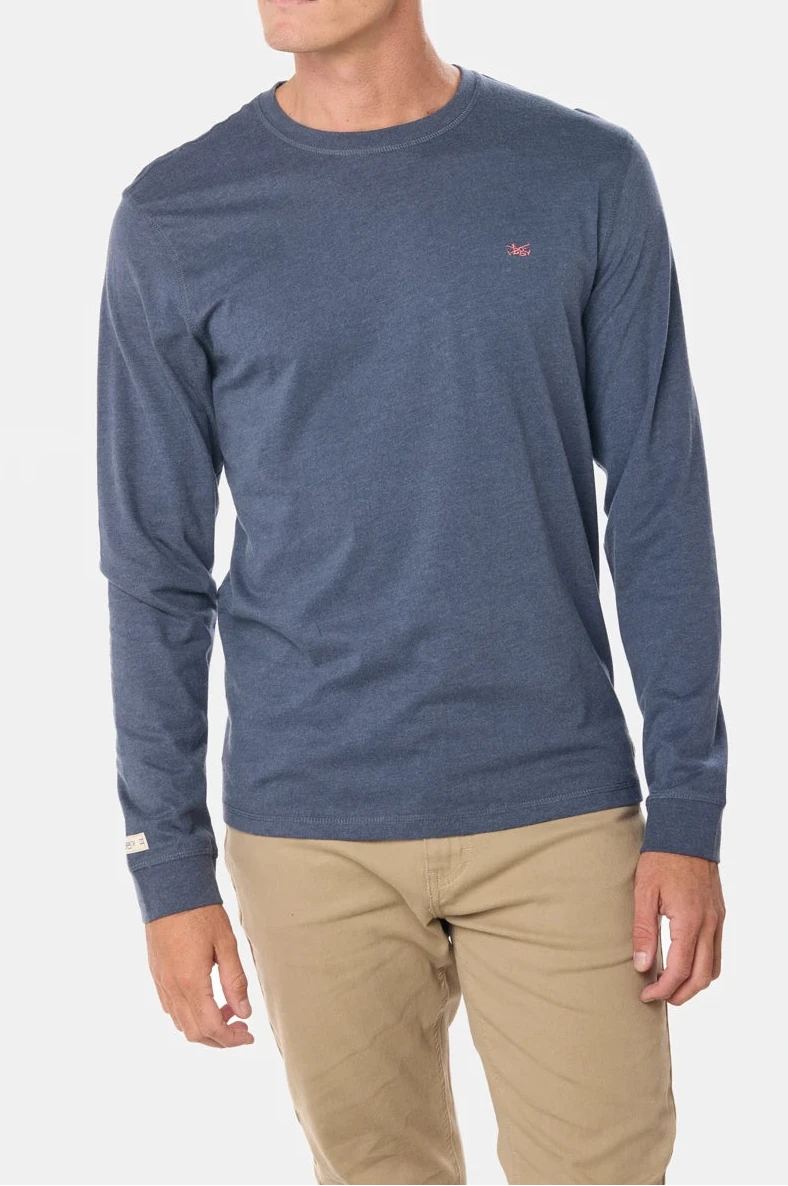 REMERA LEGACY ALGODÓN